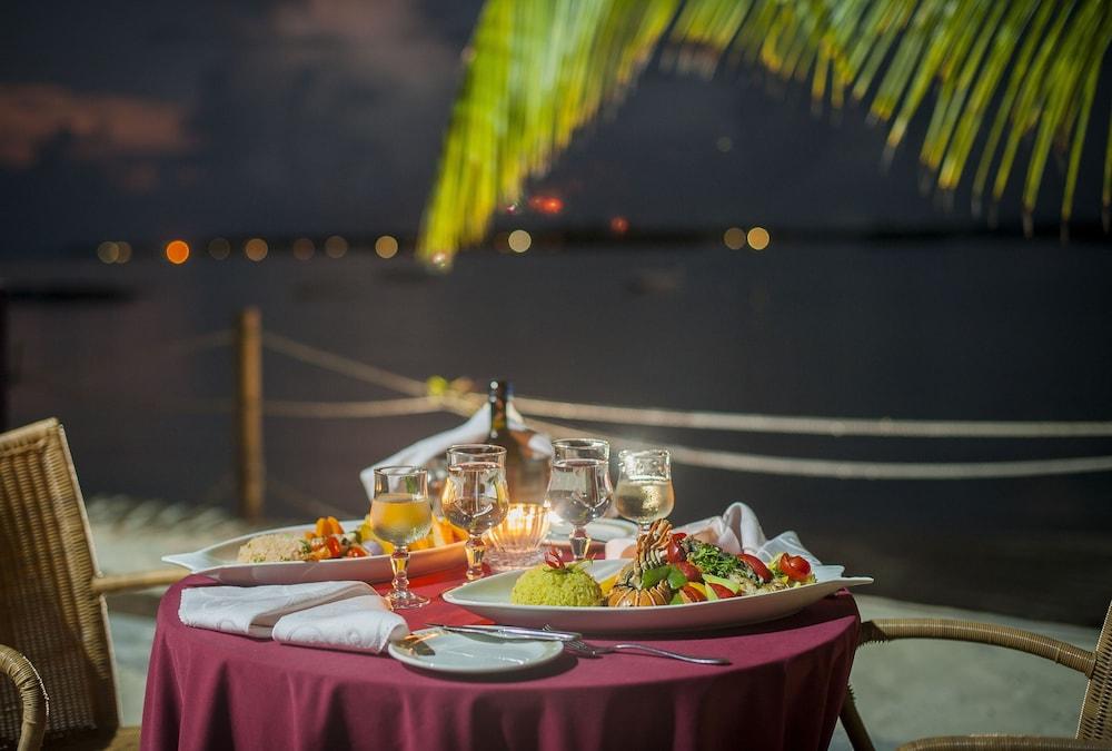 Jalsa Beach Hotel & Spa Poste Lafayette Buitenkant foto