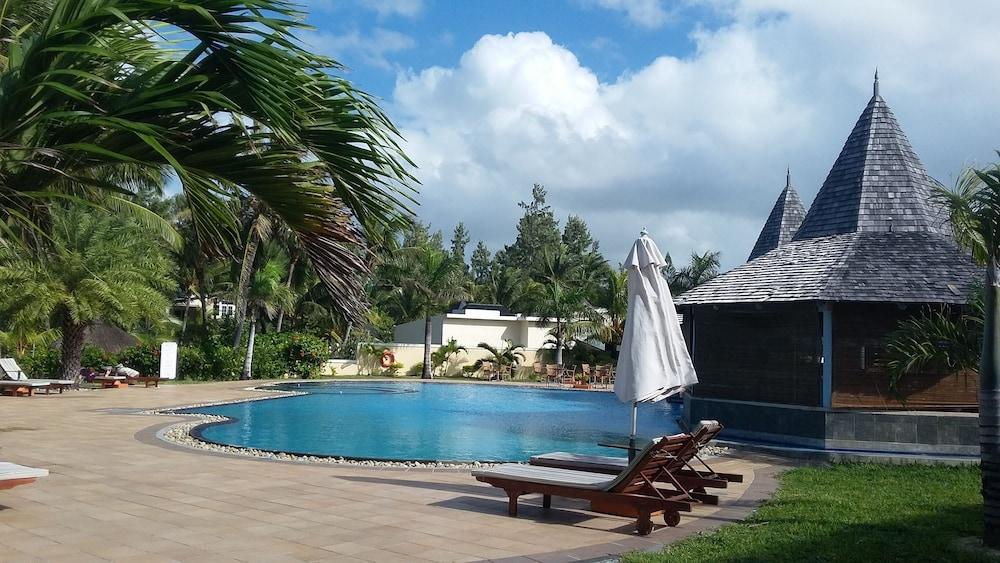 Jalsa Beach Hotel & Spa Poste Lafayette Buitenkant foto